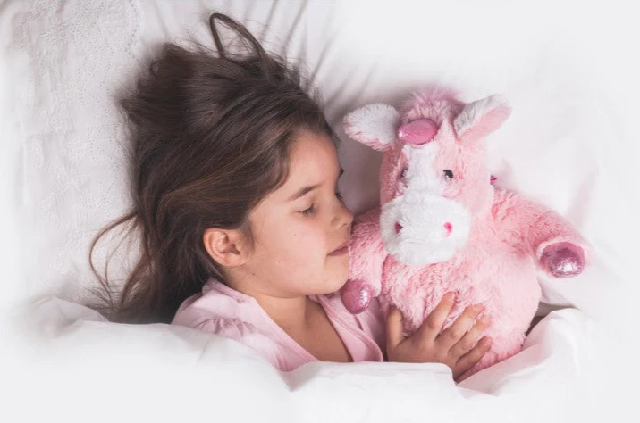 Warmies Sparkly Unicorn Fully Heatable Soft Toy - Image 4